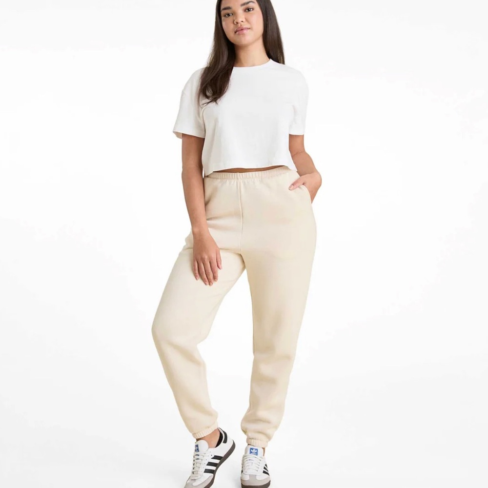 Nuuds Cream jogger sweatpants